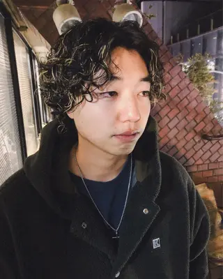パーマ ヘアアレンジ メンズ ainico+所属・メンズ特化✂️栗原 侑也のヘアスタイル
