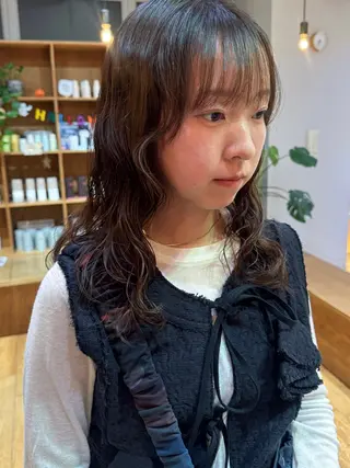 ミディアム カラー パーマ 大橋 芽衣のヘアスタイル