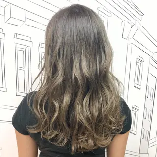 セミロング カラー レイヤー⭐️カラー ⭐️平川雅史のヘアスタイル