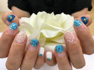 ネイル esNail&eye イーズネイル＆アイのネイルデザイン