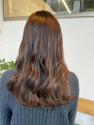 ロング YUCCA -梅田-のヘアスタイル