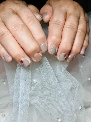 ネイル 丹野 奈菜のネイルデザイン