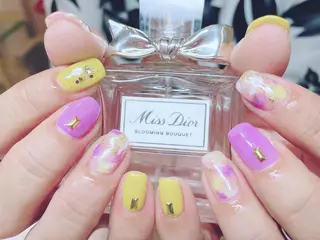 ネイル 頑張る女性の味方✴︎ M.i　nail ♡のネイルデザイン