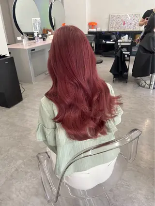 ロング tint 大阪梅田 【sena】のヘアスタイル