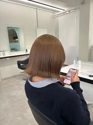 ミディアム Wカラー/暖色/べ ージュりく©︎🐝のヘアスタイル