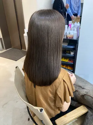 セミロング ✨色持ちの良い艶 カラー✨蟹江真世のヘアスタイル