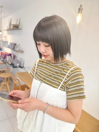 ショート カラー 安永 涼のヘアスタイル