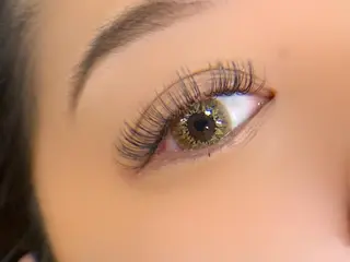 マツエク・マツパ 難波駅すぐ🩵当日予 約◎eye✨UENOのマツエク・マツパデザイン