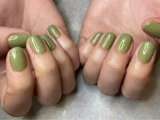 ネイル gluck(グリュック)所属・なかがわ まゆこのネイルデザイン