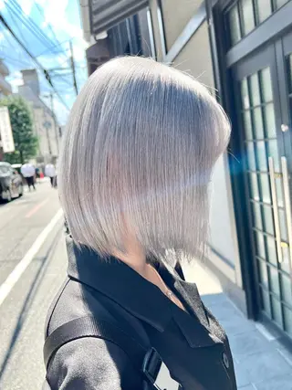 ショート カラー Via officialのヘアスタイル
