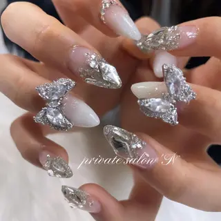 ネイル BINERVA所属・BINERVA nail salonのネイルデザイン