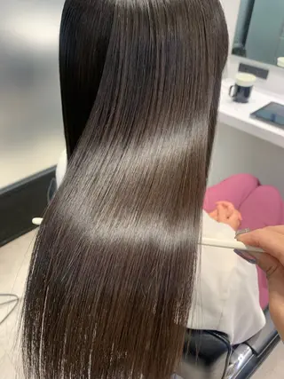 セミロング SALOWIN 銀座一丁目店所属・髪質改善/縮毛矯正 🎀小林 唯 🎀のヘアスタイル