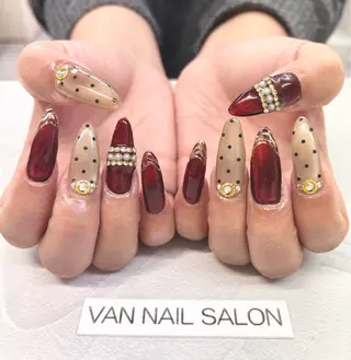 ネイル VANNAILSALON 本厚木店所属・VANNAIL 本厚木店のネイルデザイン