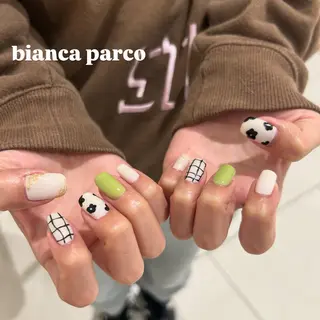 ネイル ビアンカ 浦添 PARCO店 仲本のネイルデザイン