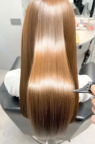 ロング アンルポン所属・unlepont 江坂[髪質改善]🪽のヘアスタイル