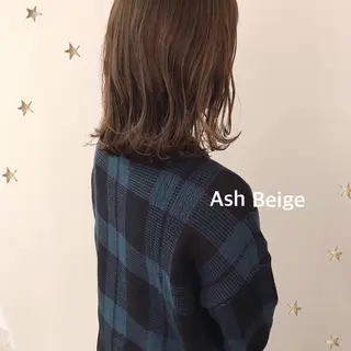 ミディアム カラー salon AKIRA所属・市川 千夏のヘアスタイル