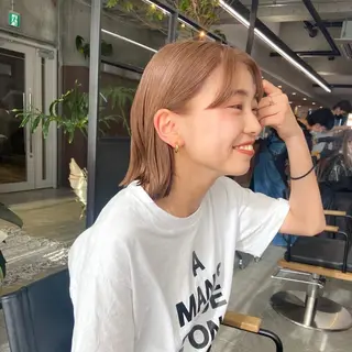 ミディアム カラー 岡本康平/ボブ /ブリーチ/レイヤーのヘアスタイル