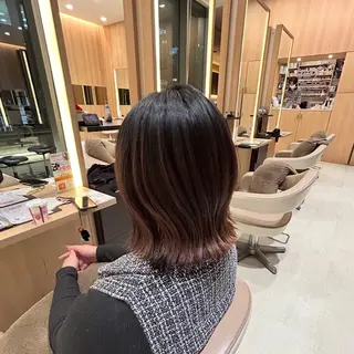 ミディアム UNIXマークイズみなとみらい店所属・なな みのヘアスタイル