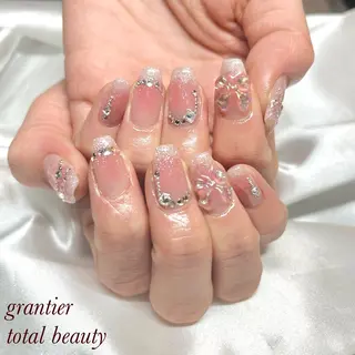 ネイル grantier beautyのネイルデザイン