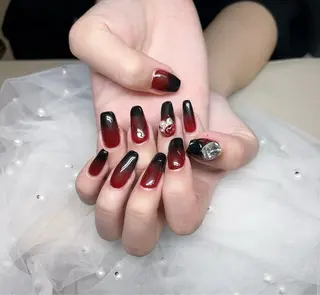 ネイル NiNa ビューティーサロン所属・Ni Naのネイルデザイン