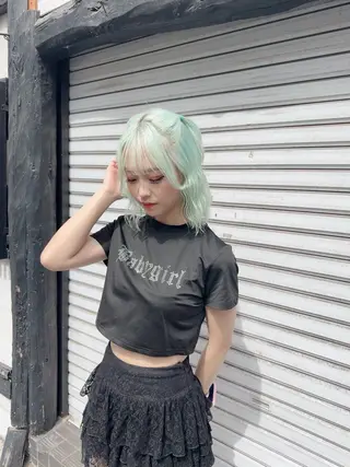 ミディアム カラー 平山 采弥のヘアスタイル