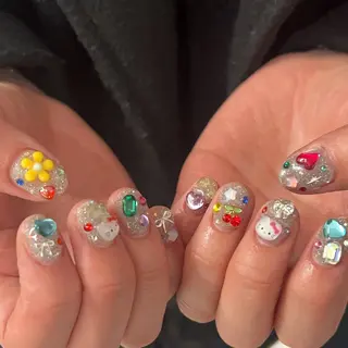 ネイル MODA MANAMIᵕ̈のネイルデザイン