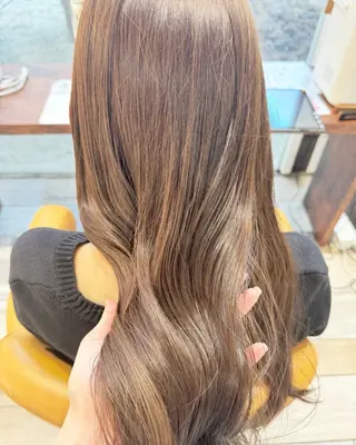 ロング 福吉 雛乃のヘアスタイル