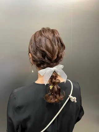 セミロング ヘアアレンジ ウスイマイコ カット/ケアカラーのヘアスタイル