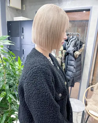 ミディアム カラー AiM 大名　似合わせカットのヘアスタイル