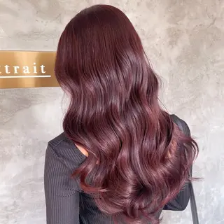 ロング カラー Attrait .のヘアスタイル