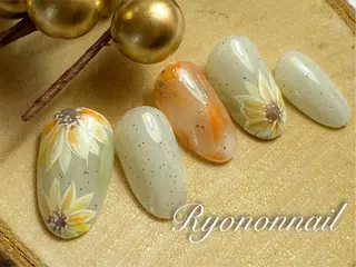 ネイル Ryononnail(リョノンネイル)所属・Ryononnail 上谷典子のネイルデザイン