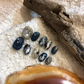 ネイル Yours. MICAのネイルデザイン