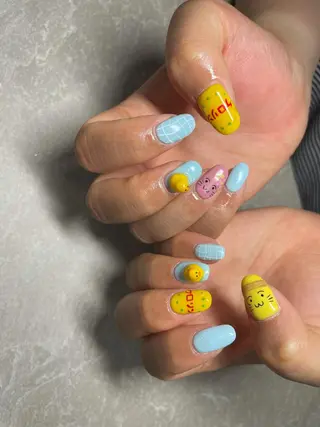 ネイル LAVISH nail salonのネイルデザイン