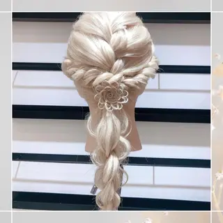 セミロング ヘアアレンジ 👑人気韓国ヘア👑 髪質改善Zina真鍋のヘアスタイル