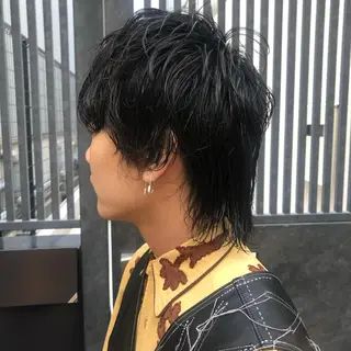 メンズ ウルフカット／吉村 桃子のヘアスタイル