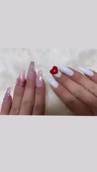 ネイル 高草木 桃香のネイルデザイン