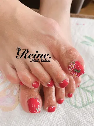 ネイル Nailsalon Reine所属・玉栄 伶奈のネイルデザイン