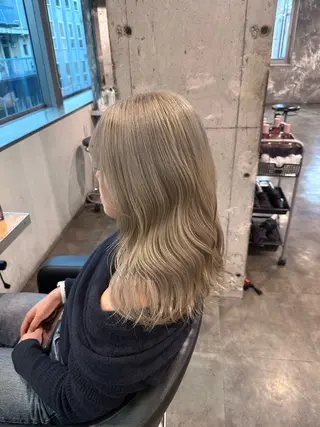 カラー 海外トレンドヘア🤍 sumireのヘアスタイル