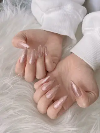 ネイル 小林 莉奈のネイルデザイン