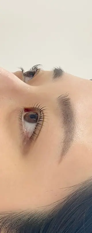 stella 【eyesalon】のマツエク・マツパデザイン