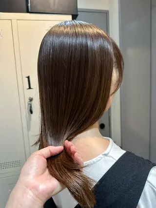 セミロング カラー 縮毛矯正+モテカラー 🎀✨MIHOのヘアスタイル