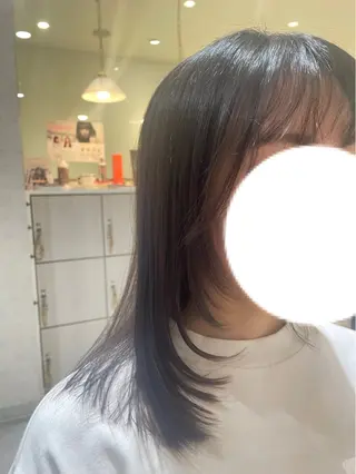 セミロング 平 真亜里のヘアスタイル