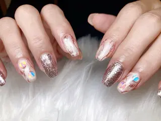 ネイル ECLAT エクラ所属・寺山 千鶴のネイルデザイン