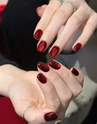 ネイル 高木 維麗絲のネイルデザイン