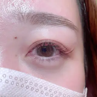 マツエク・マツパ 内藤 藍夏のヘアスタイル