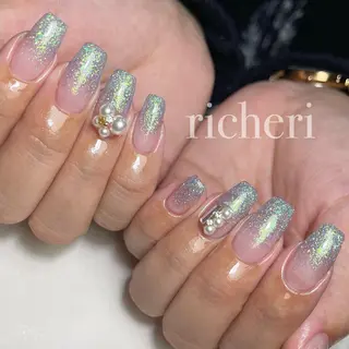ミディアム ネイル richeri beautyのネイルデザイン