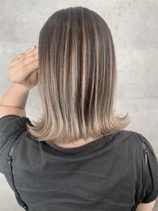 ミディアム _WHITE 静岡店のヘアスタイル