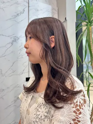 ロング miu /透明感カラーのヘアスタイル