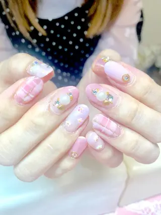 ネイル 出川 ゆりのネイルデザイン