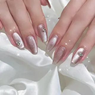 ネイル Kanon 🤍のネイルデザイン